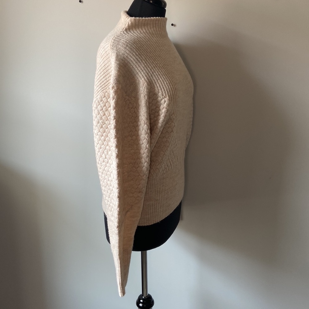RW & CO | Sweater - Picture 2 of 7